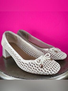 ASOS Cream Open Weave Square Toe Bow Accent Low Block Heel Pump US 8